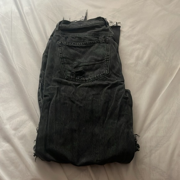 American Eagle Baggy Ripped Jeans - Picture 3 of 6